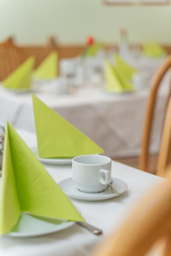 Hotel Kindler 2,0 Self-Check-In Λεόμπεν Εξωτερικό φωτογραφία