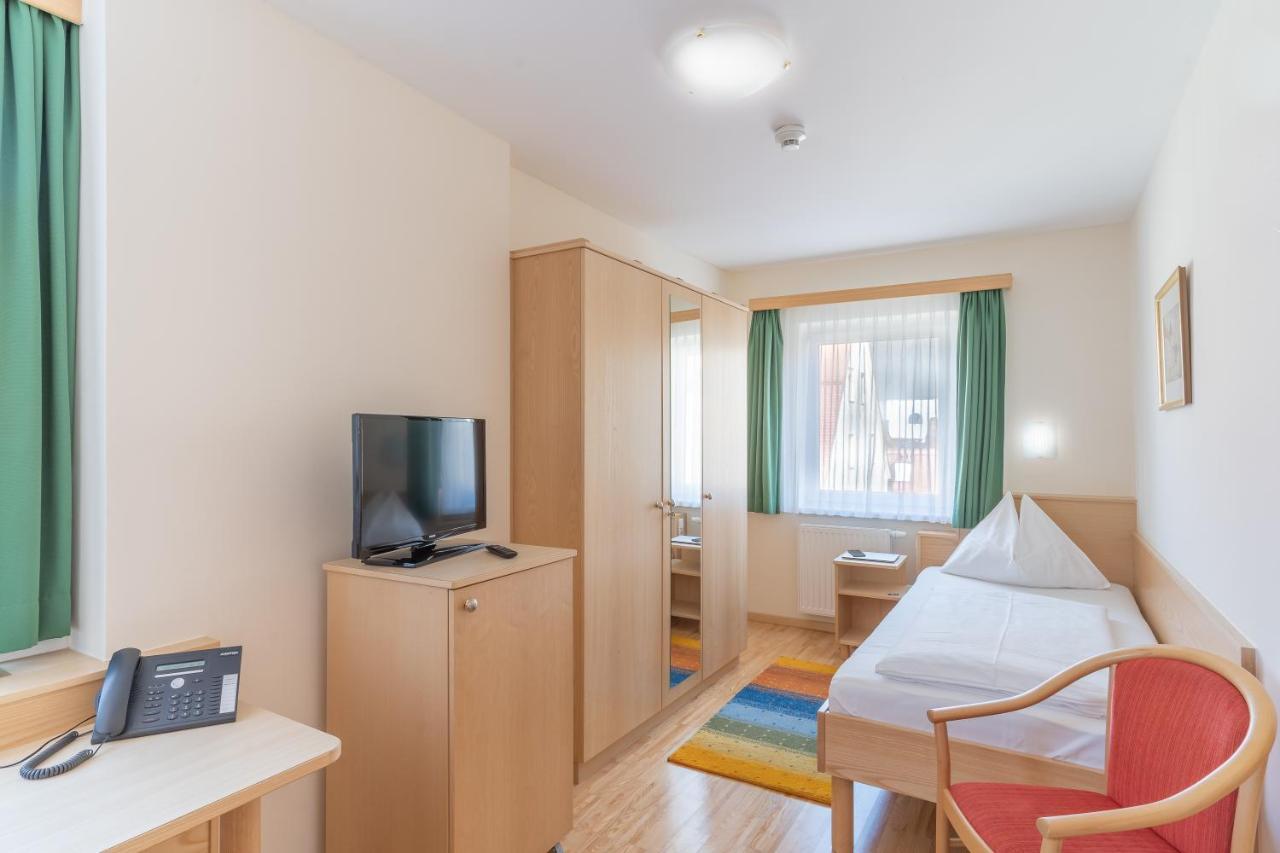 Hotel Kindler 2,0 Self-Check-In Λεόμπεν Εξωτερικό φωτογραφία