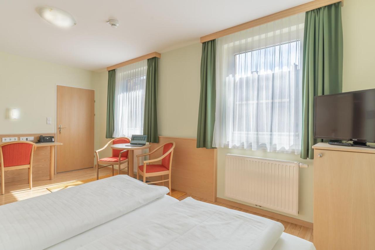 Hotel Kindler 2,0 Self-Check-In Λεόμπεν Εξωτερικό φωτογραφία