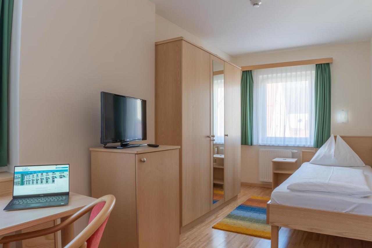 Hotel Kindler 2,0 Self-Check-In Λεόμπεν Εξωτερικό φωτογραφία