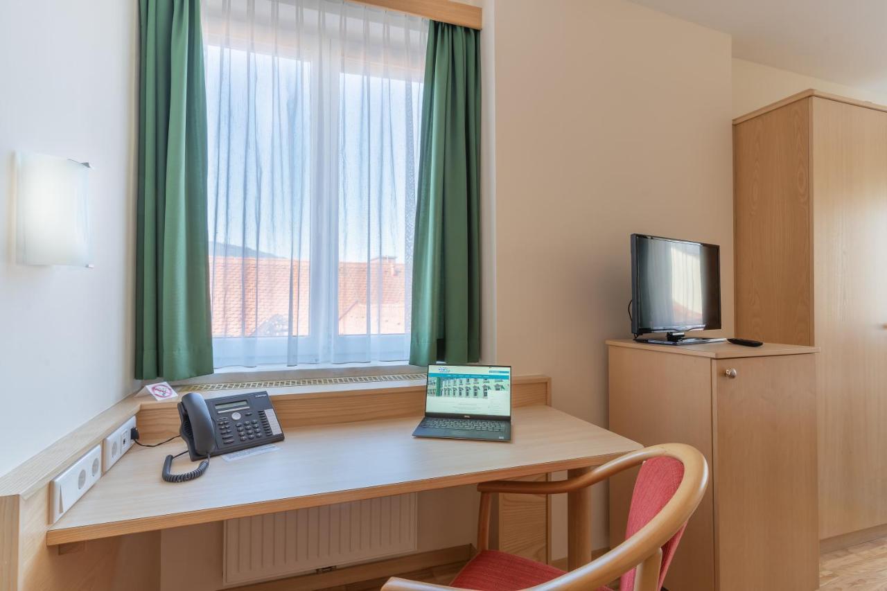 Hotel Kindler 2,0 Self-Check-In Λεόμπεν Εξωτερικό φωτογραφία