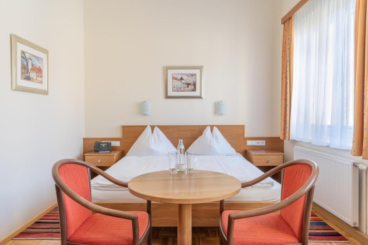 Hotel Kindler 2,0 Self-Check-In Λεόμπεν Εξωτερικό φωτογραφία