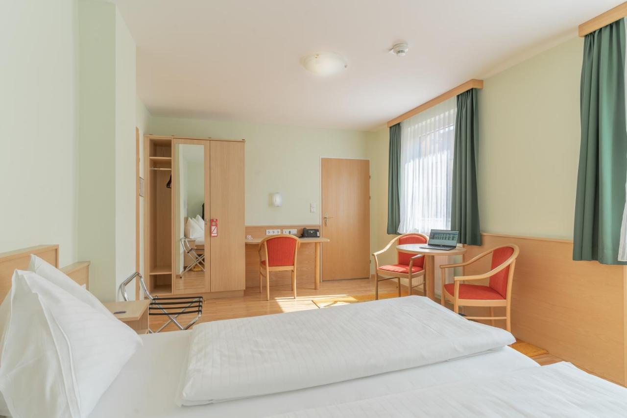 Hotel Kindler 2,0 Self-Check-In Λεόμπεν Εξωτερικό φωτογραφία